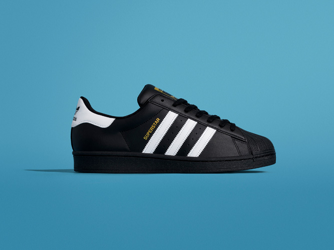 zapatilla adidas Superstar negra adidas Superstar